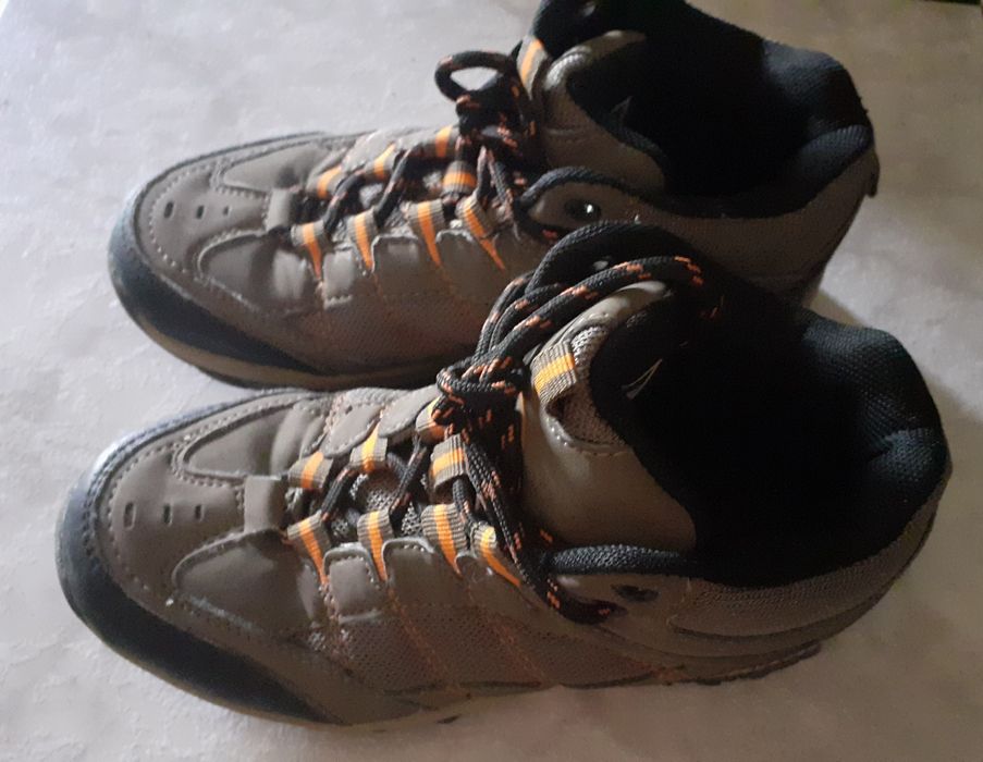 Botas em pele La Redoute p/rapaz tamanho 36