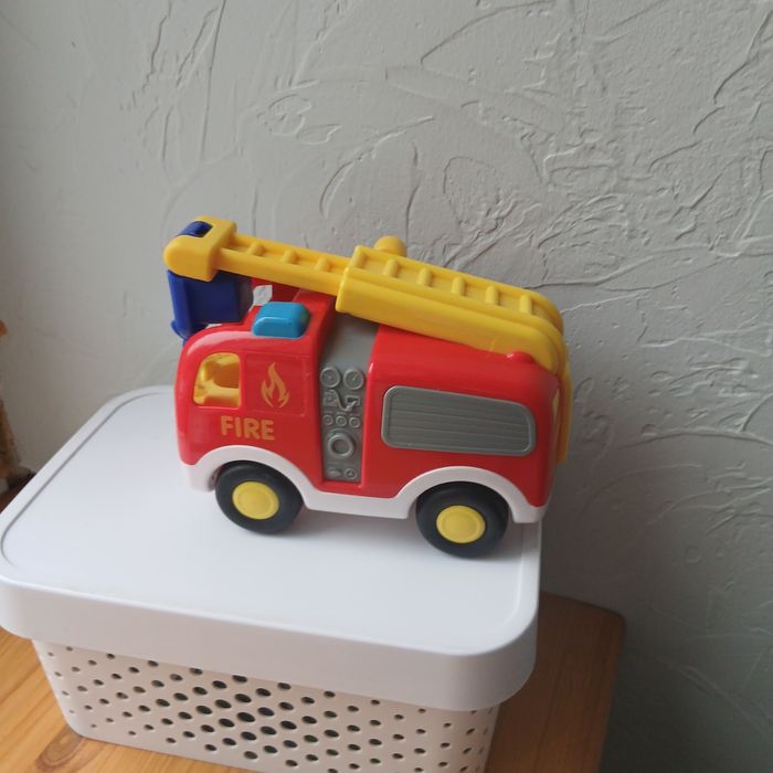 Пожарка,пожарна машина,машинка