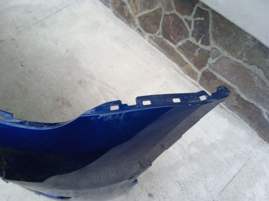 Передній бампер Tesla Y