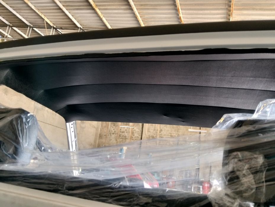 Estofador  reparação de hidráulico de capotas e tetos de abrir