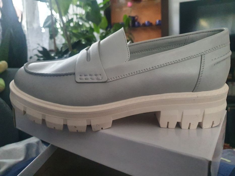 Nowe buty Catwalk mokasyny półbuty