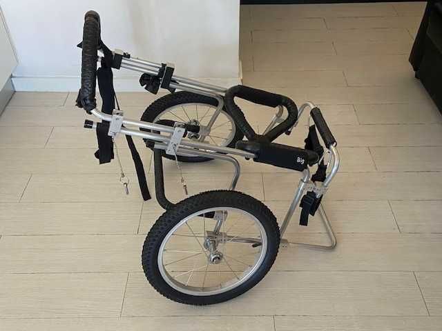 Cadeira de Rodas para cão grande