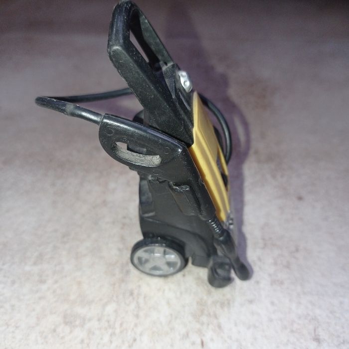 Фигурка миниатюра АВД (мойка) Karcher