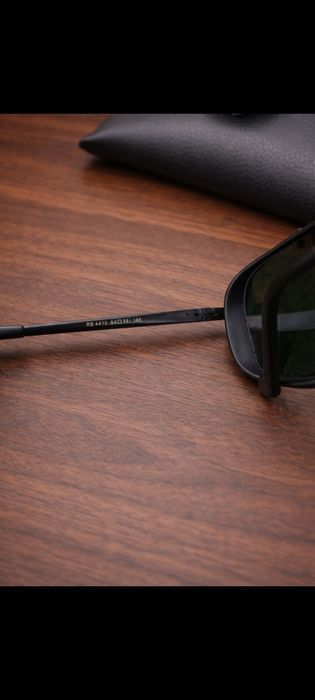 Óculos de Sol Preto Estilo Ray-Ban – Novo / Excelente Estado