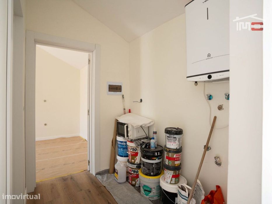 Moradia Térrea Totalmente Remodelada com Espaço Exterior | Pego, Ab...
