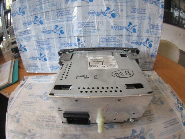 Rádio / auto-rádio FORD C-Max (DM2)
