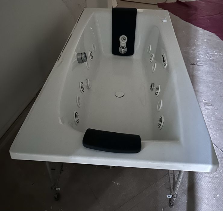 Banheira de hidromassagem