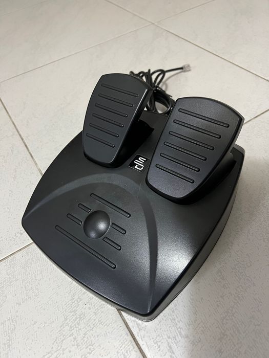 Volante Superdrive SV450 com pedais usado apenas 1 vez