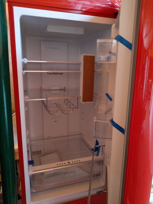 OUTLET Janki ul Wspólna 6 Lodówka AMICA FK3495.3FRAA Retro