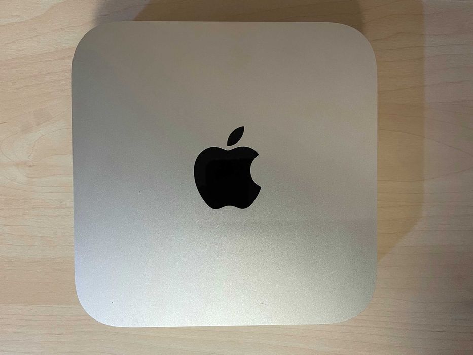 Mac mini (Late 2014) i5 2.8GHz 8GB ram 1TB Fusion Drive Mouse Keyboard