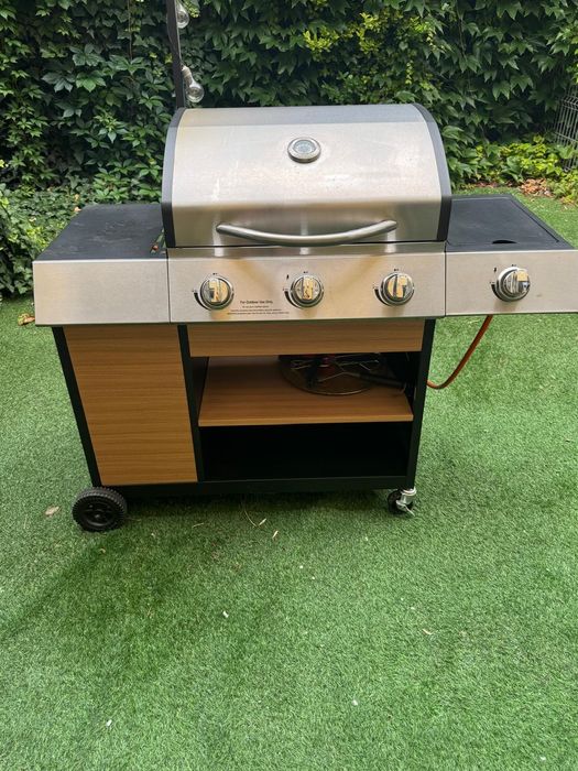Grill gazowy – bardzo dobry stan, gotowy do użytku