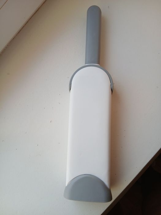 Самоочістна щітка для видалення шерсті