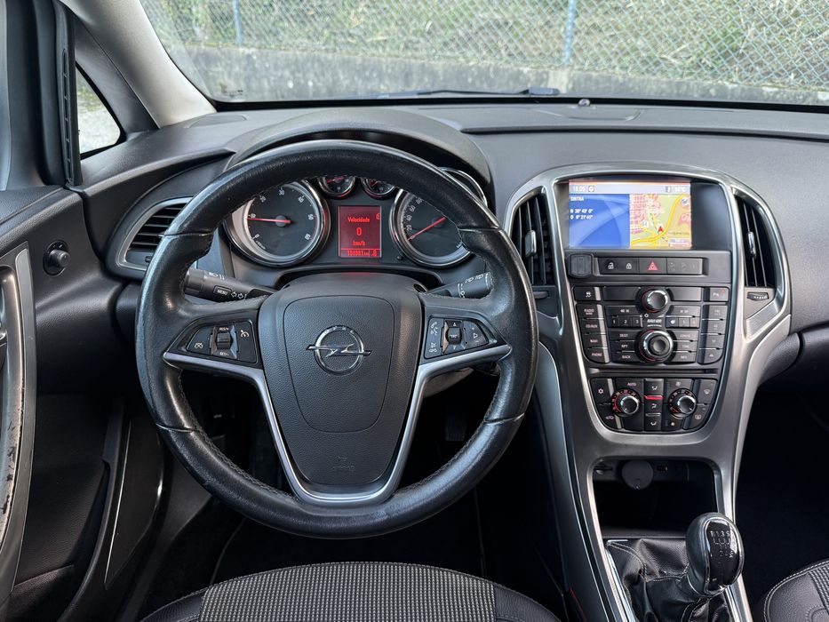 Opel Astra 1.7 CDTi | Nacional | Cosmo