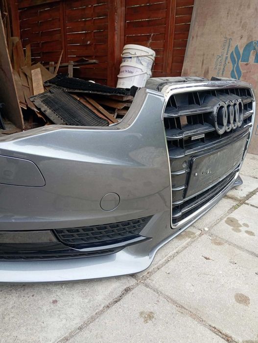 Zderzak Audi A5 8T lift, LX7R, Spryski, PDC, Halogeny, kompletny, oryginał.
