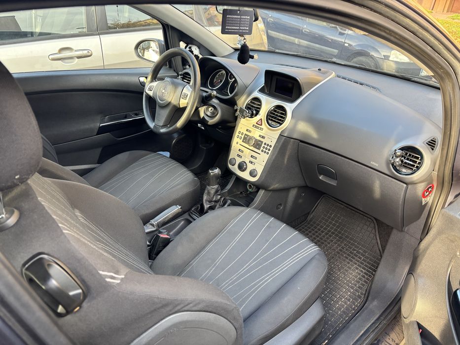Opel Corsa D 1.2 benzyna 2006