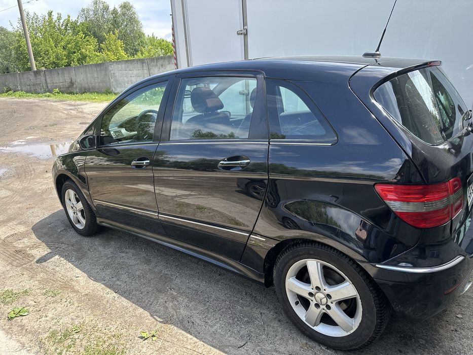 Mercedes B200 бензин/газ