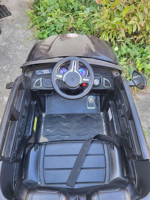 samochodzik na akumulator