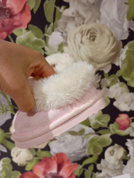 Угі дитячі для дівчаток