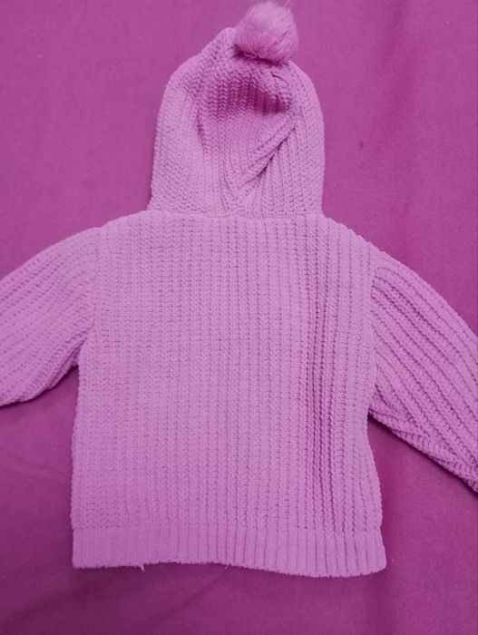 Тепла кофточка для маленької дівчинки