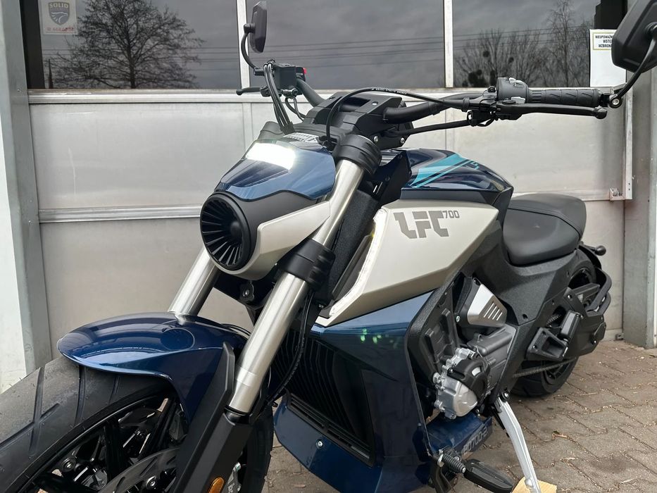 Benda Lfc 700 Motocykl Benda Lfc 700/79Km Nowość Kredyt 0% X 20