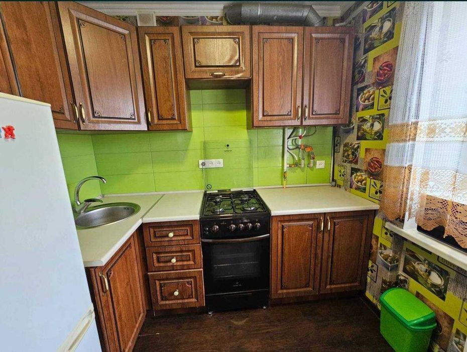 ПРОДАЮ гарна 2к квартира ПР.СЛОБОЖАНСЬКИЙ Калинова ТЦ Млин ГАЗ!