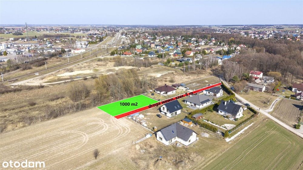 Działka 10 ar w otoczeniu zieleni