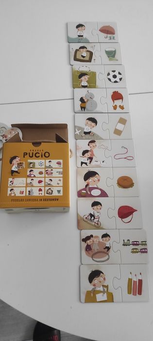 Puzzle pucio dwa egzemplarze