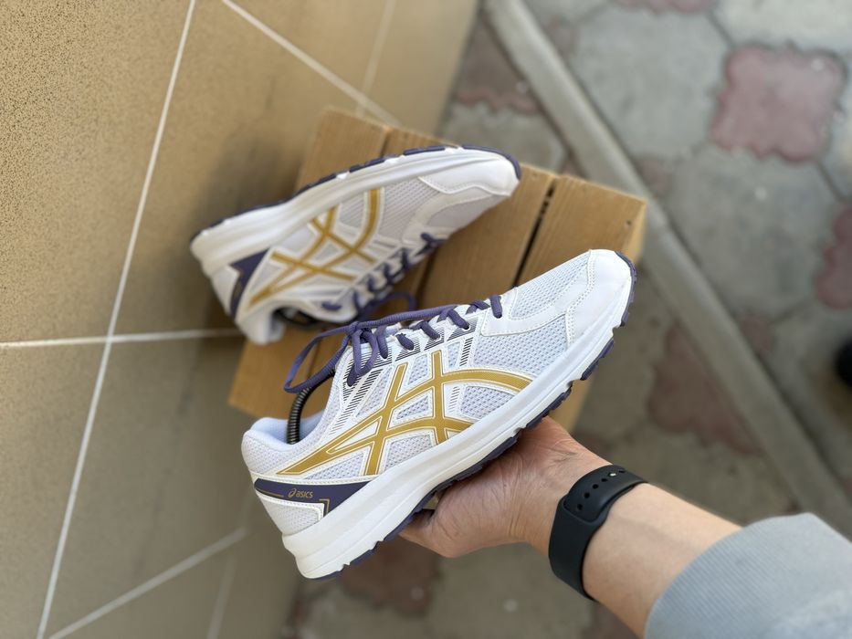 ASICS кросовки кросівки бігові оригінал