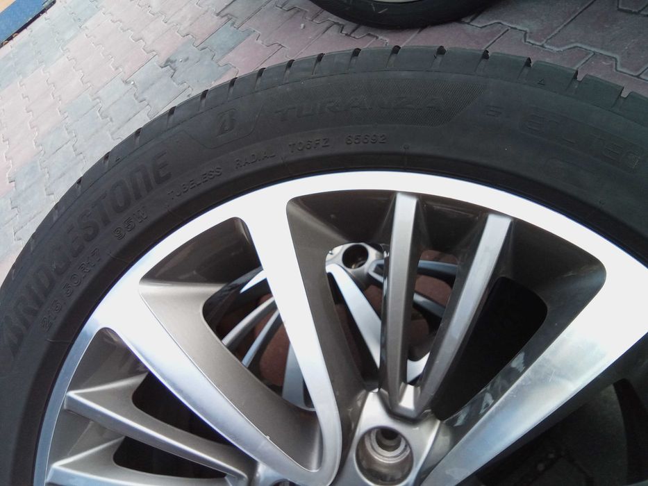 Opony letnie 215/50 R17 95W Bridgestone 4x7mn