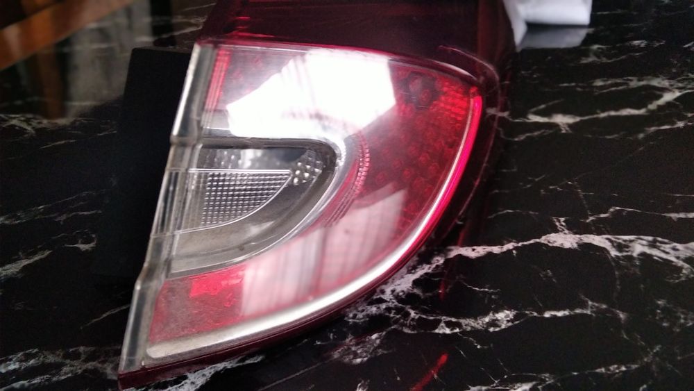 Farolim traseiro direito