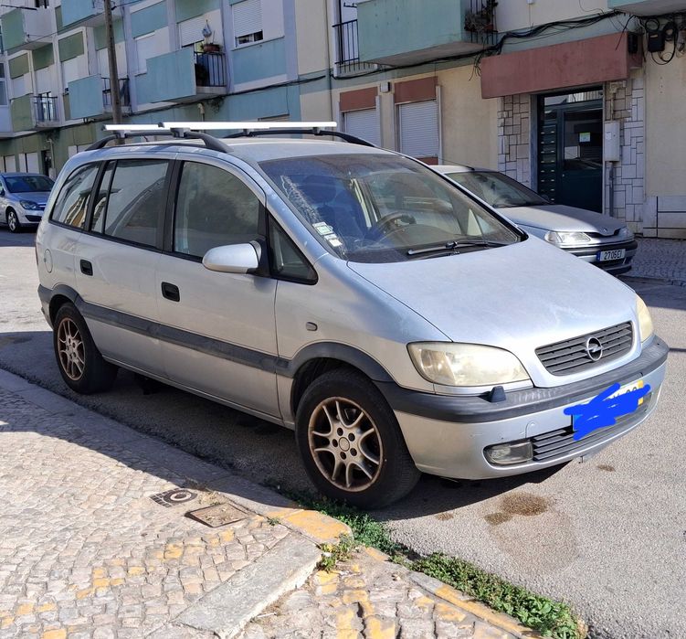 Opel Zafira 1.8 Gasolina (2003) - 7 Lugares (Avariado - Junta da Cabeça)