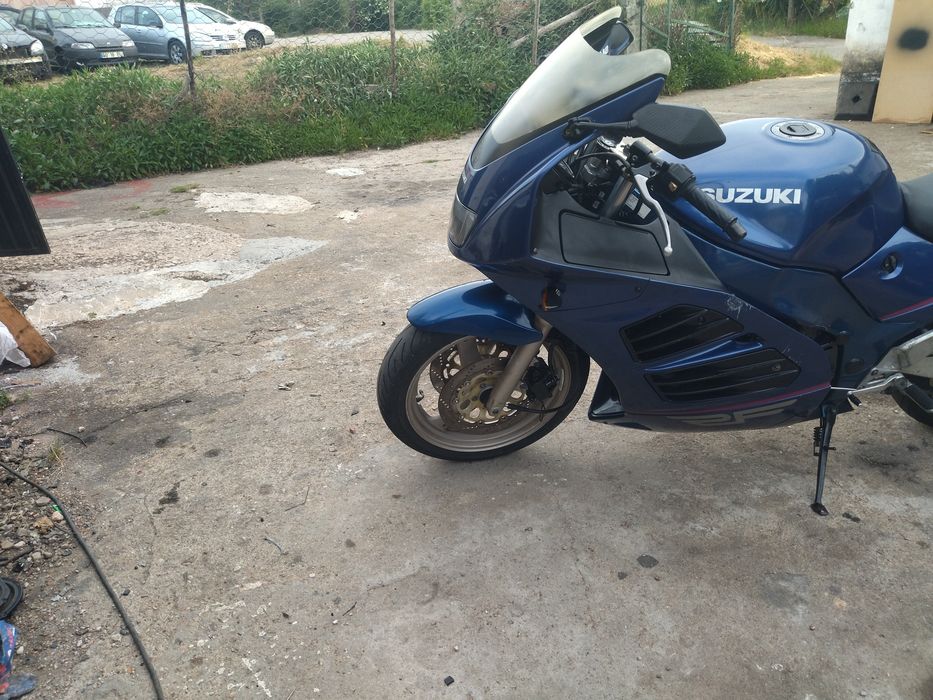 Suzuki RF 600R TROCO POR MOTO 125cc
