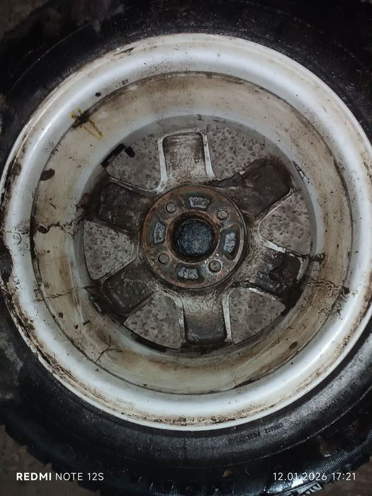 Диски литі R 14 Volkswagen 4*100 зимня резина 185*65 і 175*70 в сборі