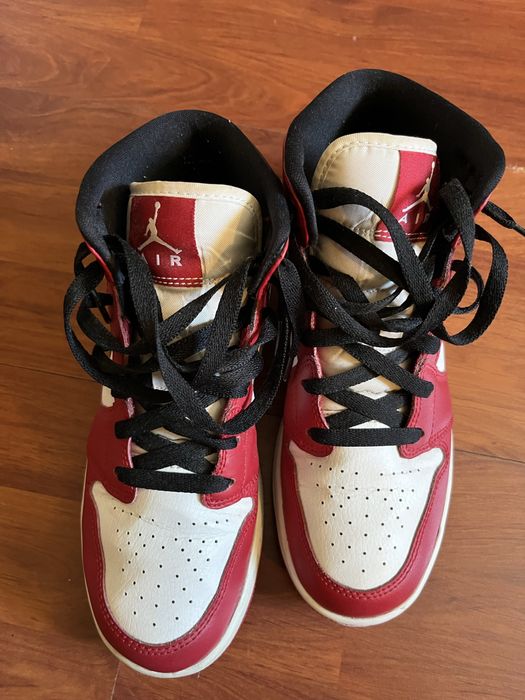 jordan 1 mid chicago
