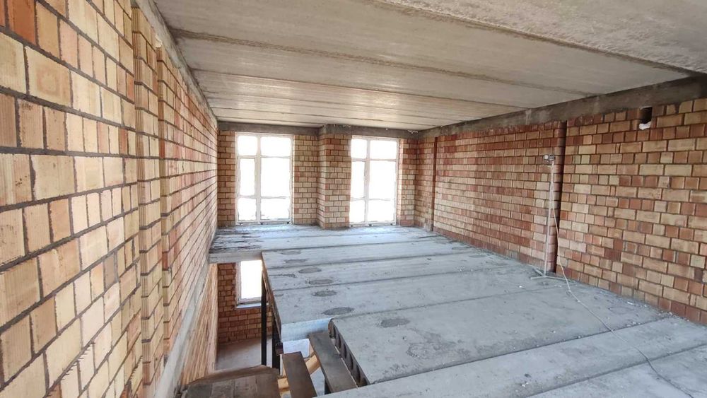 Таунхаус в центре Таирово с бассейном и патио зоной