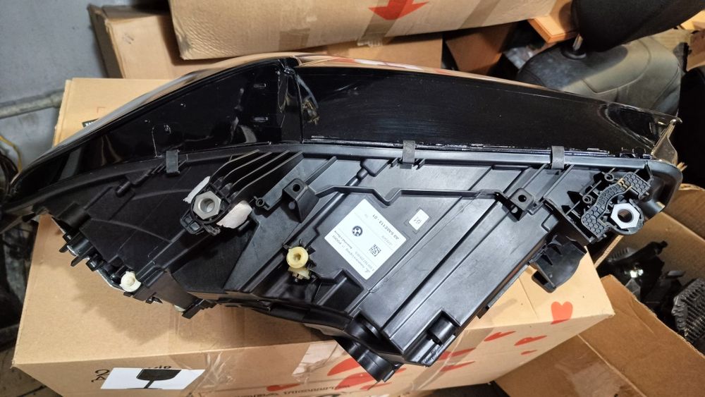 Фара , фарыX5 , X6 BMW G05 G06  бмв г05 ресталинг и до рестайлинга Америка и Европа