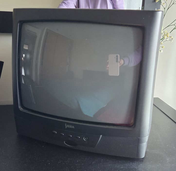 Televisão antiga Siera
