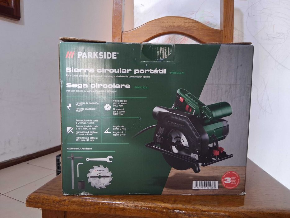 Serra circular (parkside) NOVA
