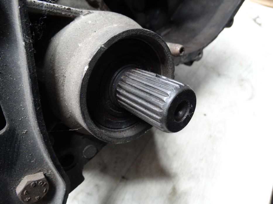 Б/у коробка передач Renault Kangoo Clio II 1.2 1.4 бензин JB1184