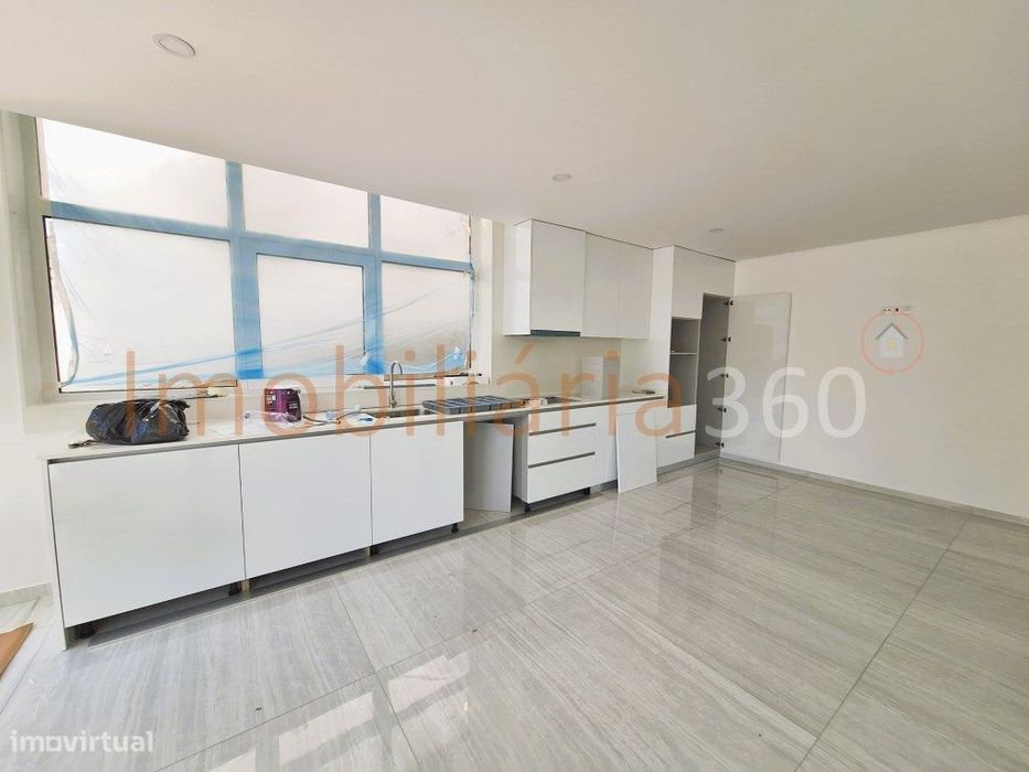**Apartamento T3 Novo em Vilela-Paredes: Conforto e Modernidade ao ...