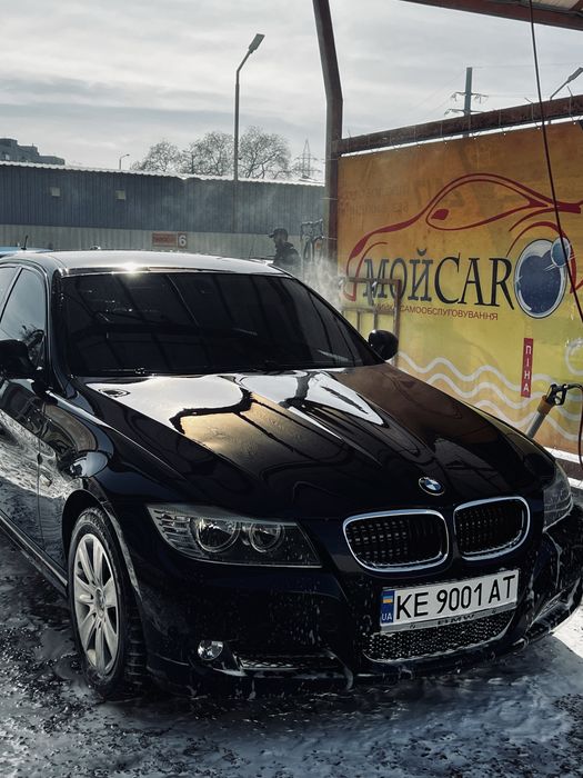 BMW 318i 2008 год