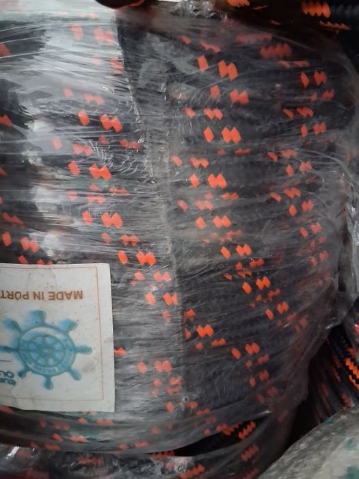 Corda multifilamentos muito resistente 26mm .