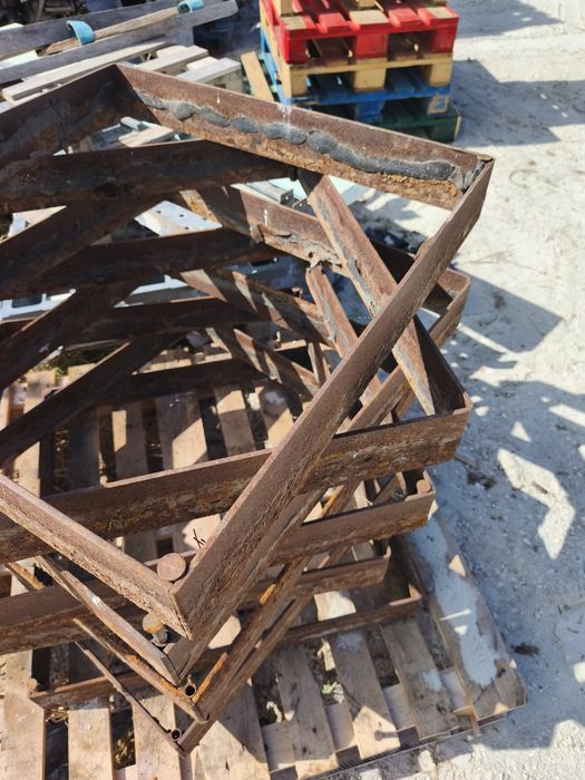 Bordadura Arvores em ferro