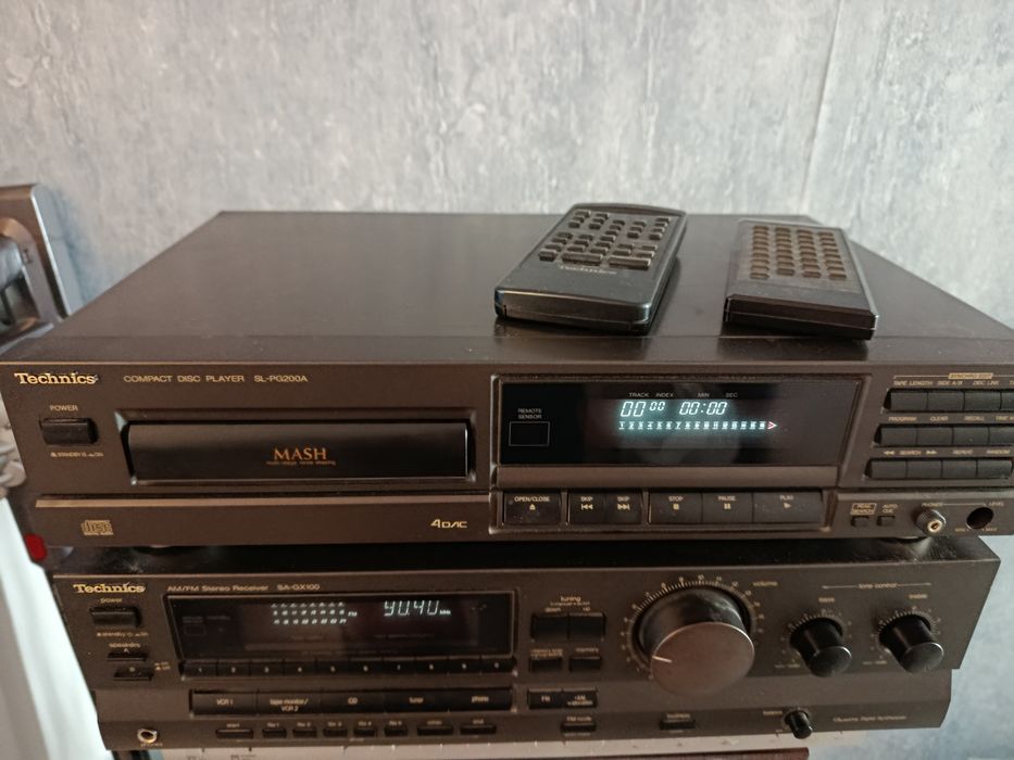 Amplituner Technics CD Technics piloty