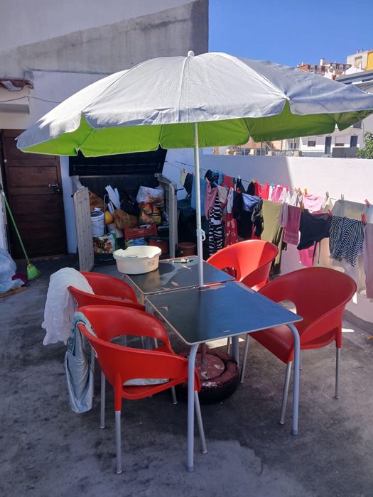 Apartamento T1 c/ TERRAÇO - casal de cambra