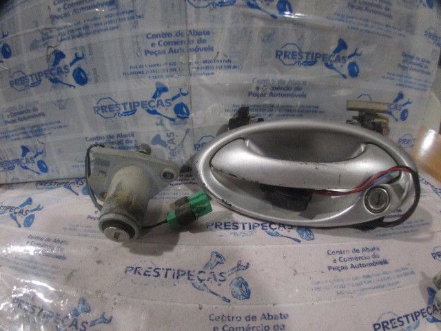 Conjunto de canhões SAAB 9-3 Hatch (YS3D)