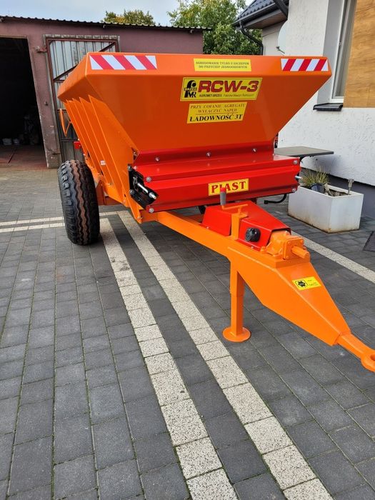 Rozsiewacz wapna rcw 3 piast ÷ transport