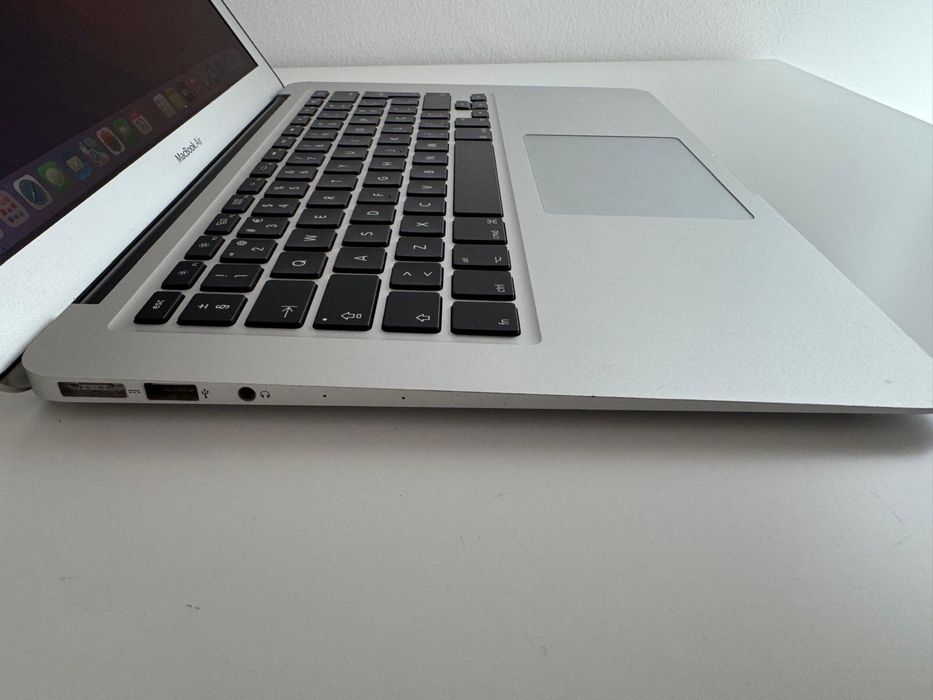 MacBook Air 13" (A1466) | Intel i5
