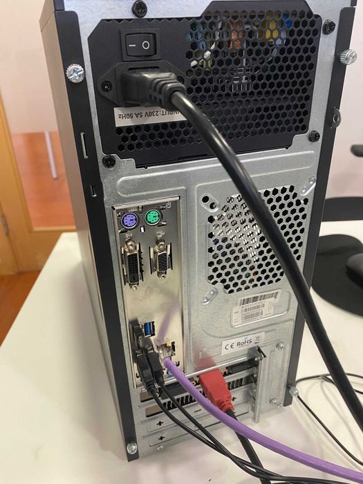 Intel core i7-9700 CPU 3.00GHz