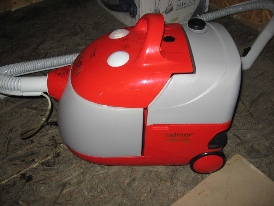 Zelmer wodnik trio 619.5.d4s моющий пылесос: 4 060 грн. - Пылесосы